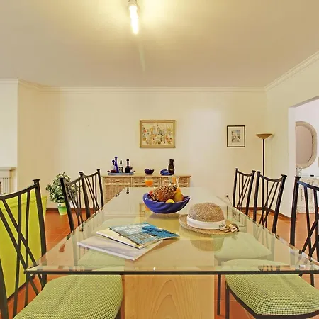Atlantico Marina Apartamento *
